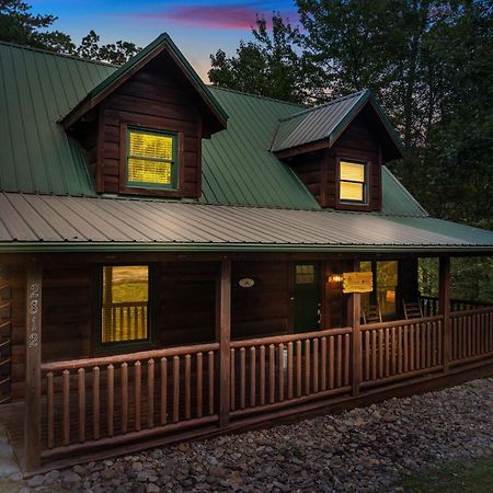 Elegant & Cozy Cabin Near Pigeon Forge Sevierville Bagian luar foto