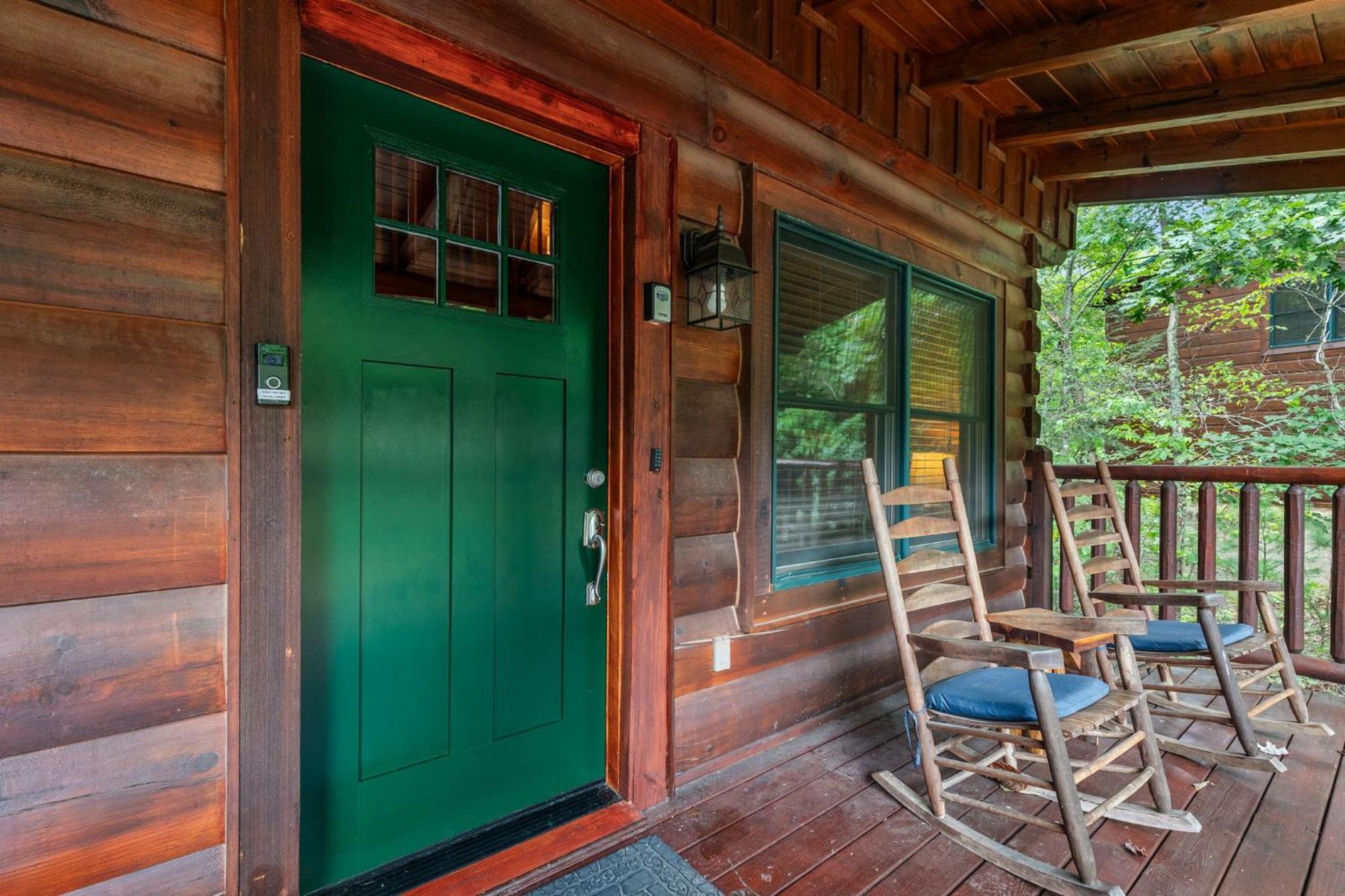 Elegant & Cozy Cabin Near Pigeon Forge Sevierville Bagian luar foto