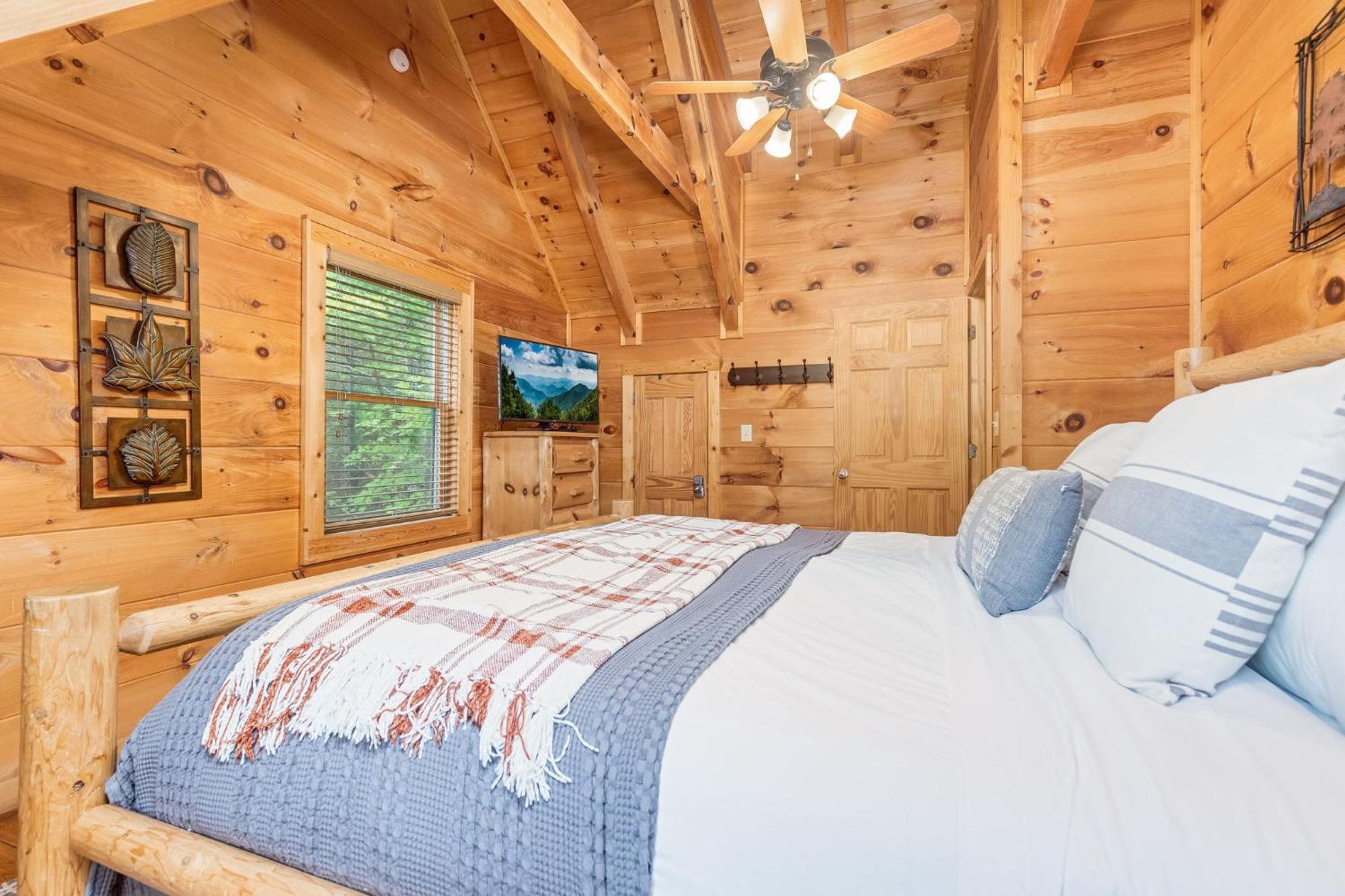 Elegant & Cozy Cabin Near Pigeon Forge Sevierville Bagian luar foto